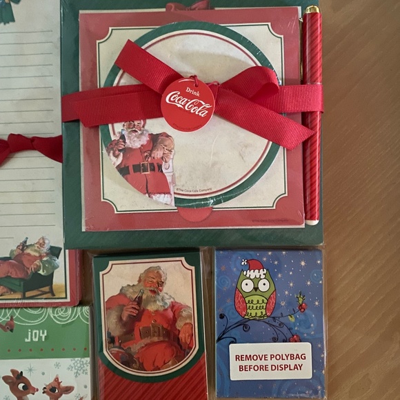 Bundle of Hallmark & Sunrise Notepads - Picture 2 of 10